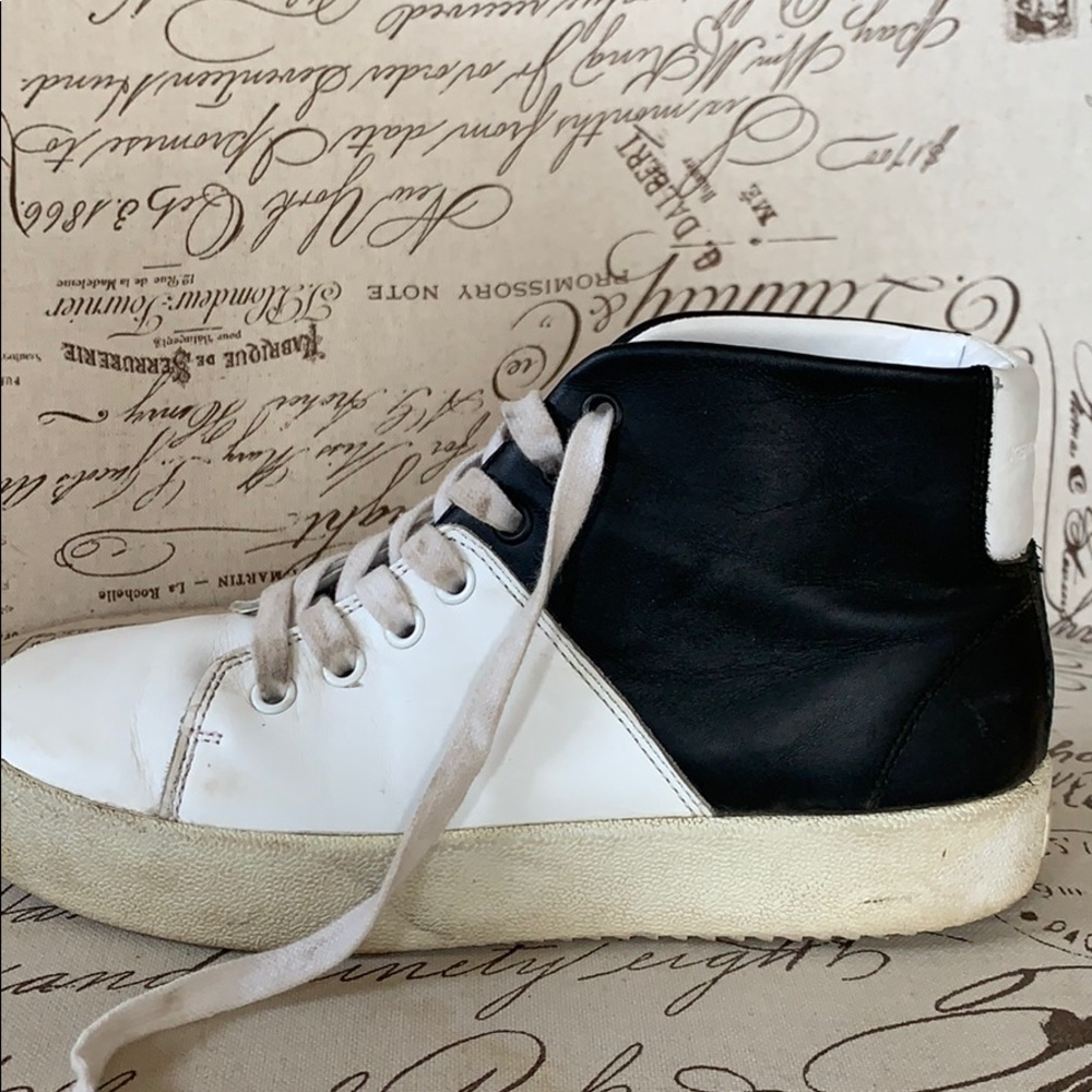 KENDAL and KYLIE shoes